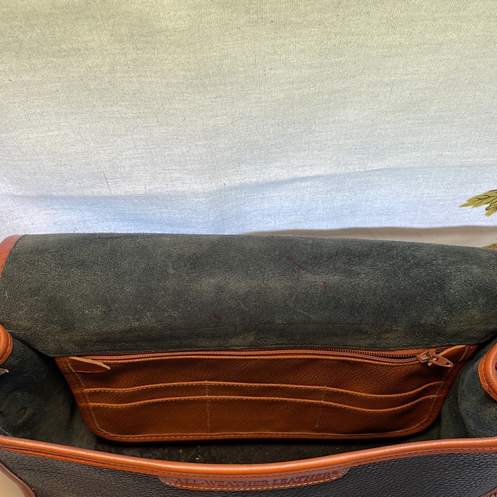 Dooney & Bourke - Picture 7 of 8